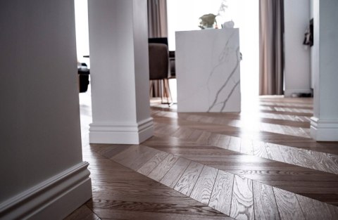 Mardom Decor MD095P listwa przypodłogowa biała RAL9003