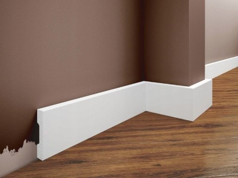 Listwa przypodłogowa LPC-32 CREATIVA 5.8x1.2x2440mm