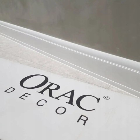 Listwa przypodłogowa SX104 Orac Decor cokół wysokość 14.8cm