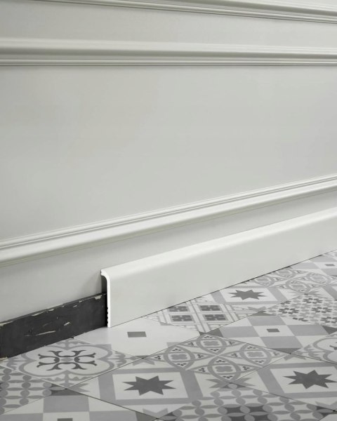 Listwa przypodłogowa SX185 ORAC DECOR wysokość 12.0cm maskownica cokołów