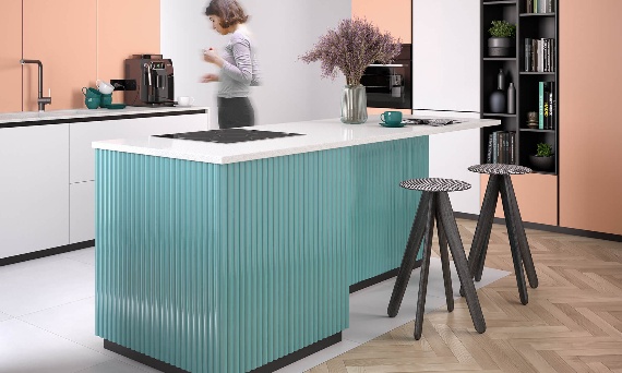 Sztukateria w małym mieszkaniu — jak optycznie powiększyć przestrzeń